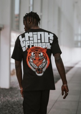 Тениска TIGER черна
